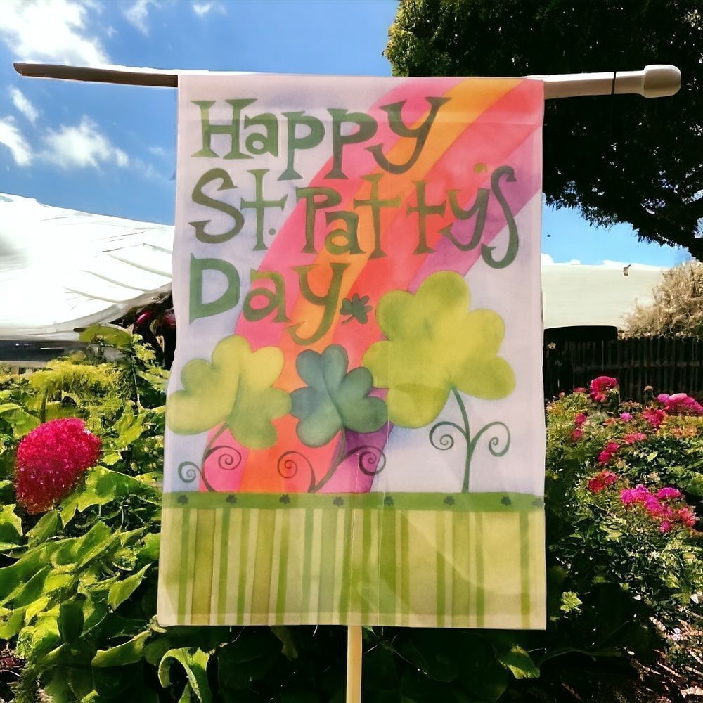 St Patricks Day House Flag Rainbow‎ Shamrocks Clovers Vertical Pattys NEW 25x38.